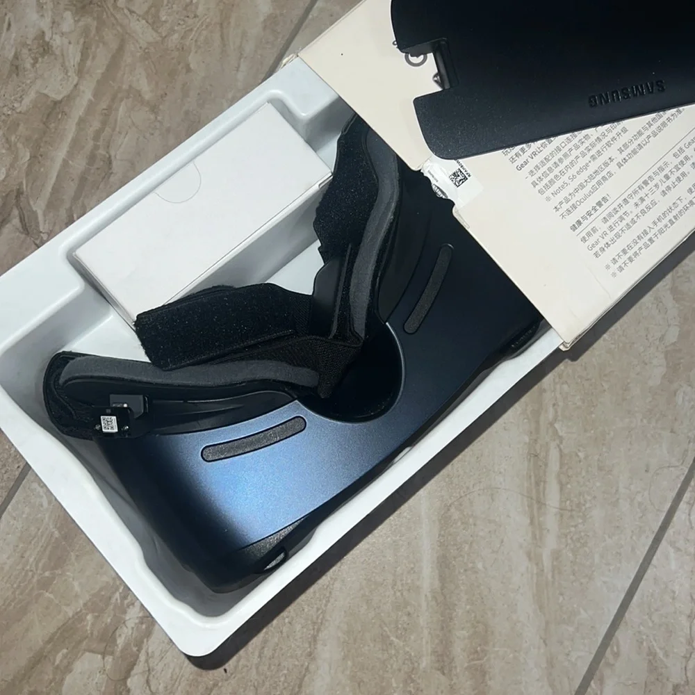 Samsung Gear VR Headset